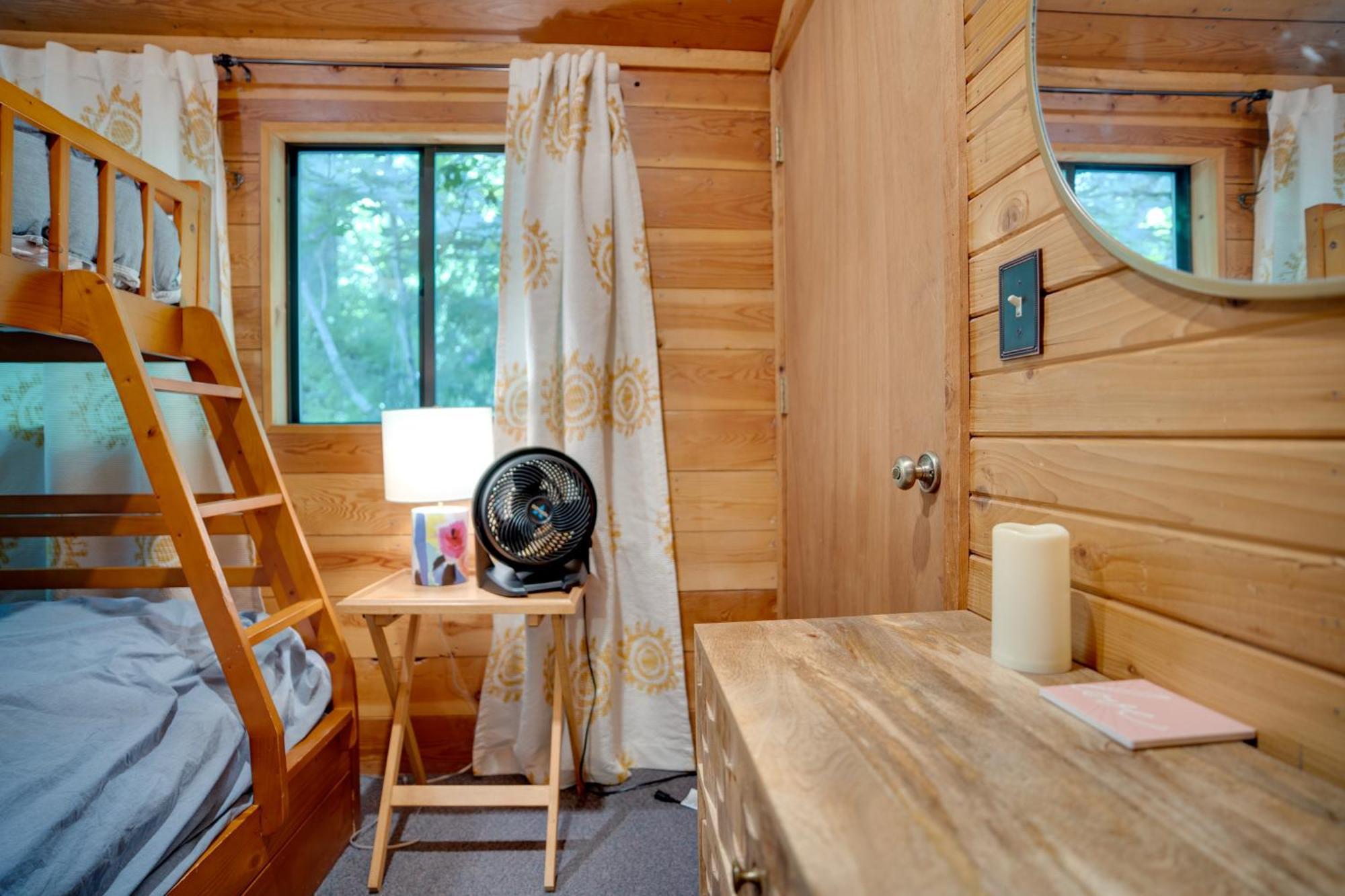 Leavenworth Cabin With Private Hot Tub! Bagian luar foto
